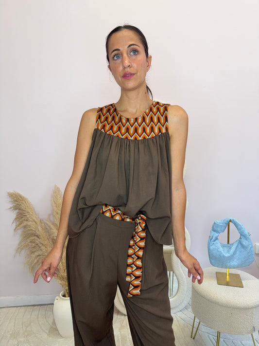 Blusa ricamo geometrico