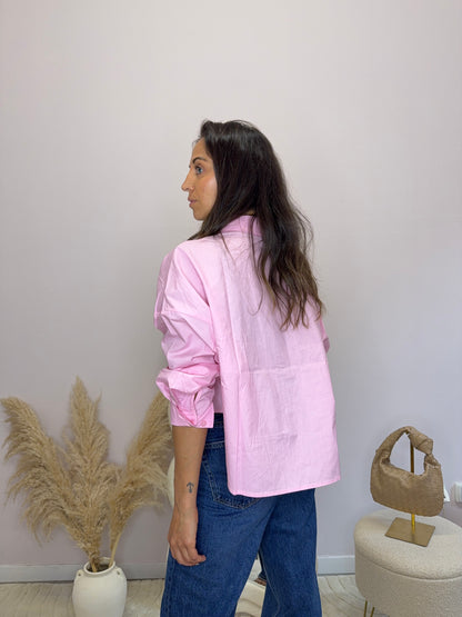 Camicia con patch floreale